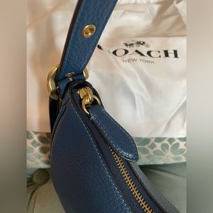 Coach Luna shoulder bag in pebble leather true blue